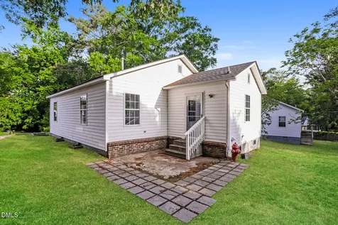 723 S Smith Street Nashville NC 27856