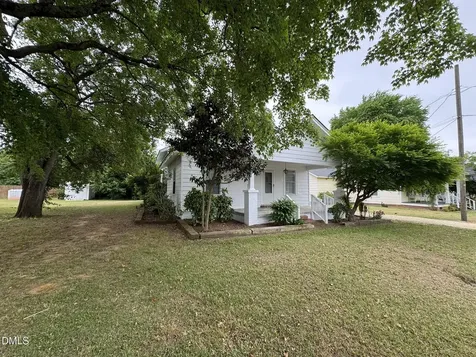 307 E F Street Erwin NC 28339