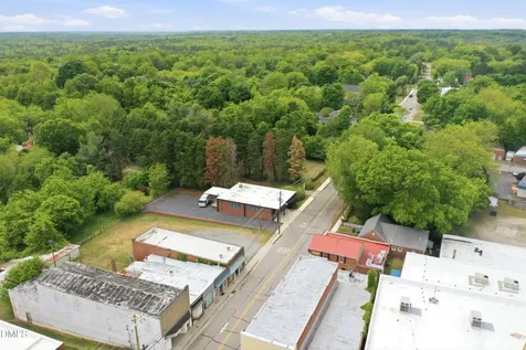 43 W Main Street W Yanceyville NC 27379