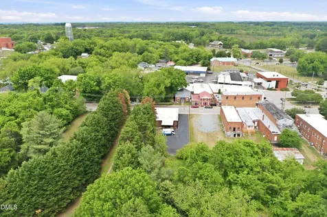 43 W Main Street W Yanceyville NC 27379
