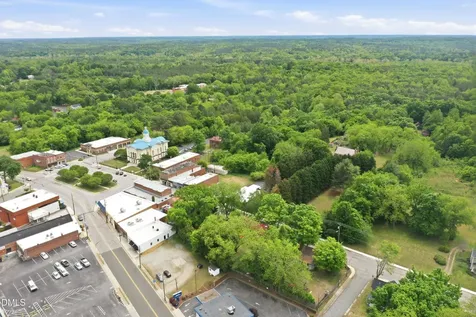 43 W Main Street W Yanceyville NC 27379