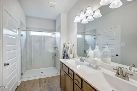 127 White Azalea Way Benson NC 27504