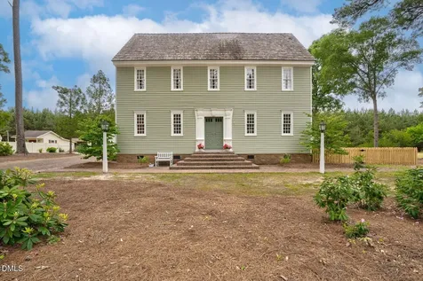 1516 Colony Drive Tarboro NC 27886