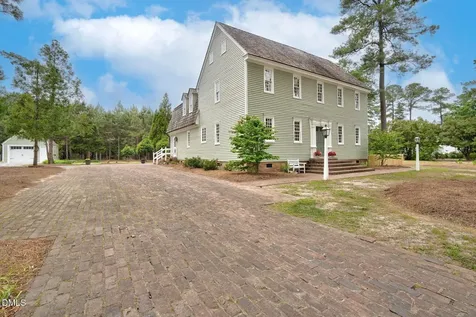1516 Colony Drive Tarboro NC 27886