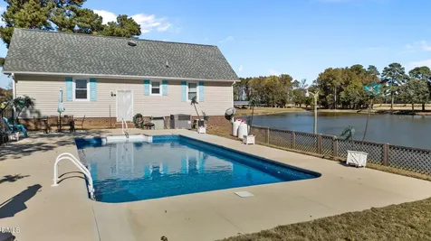 368 Hooks Road Fremont NC 27830