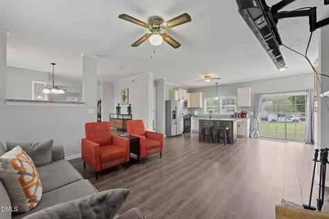 310 Carriage Loop Burlington NC 27217