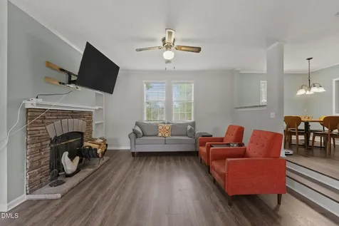 310 Carriage Loop Burlington NC 27217