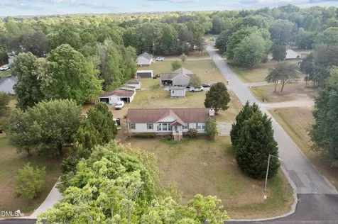 310 Carriage Loop Burlington NC 27217