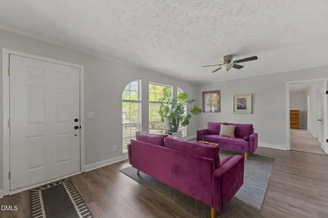 310 Carriage Loop Burlington NC 27217