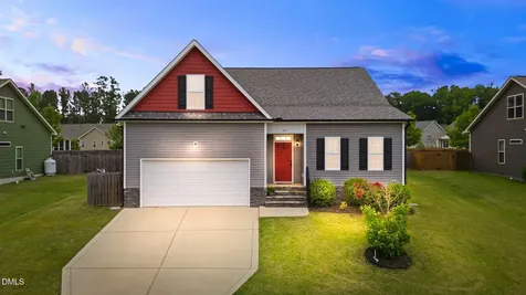 39 Fairview Street Clayton NC 27520