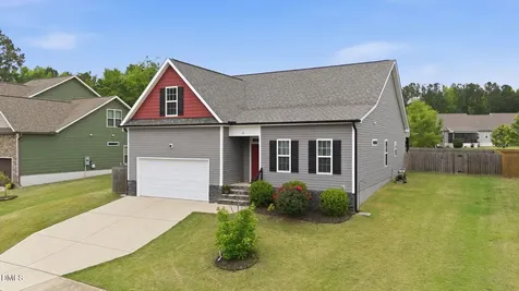 39 Fairview Street Clayton NC 27520