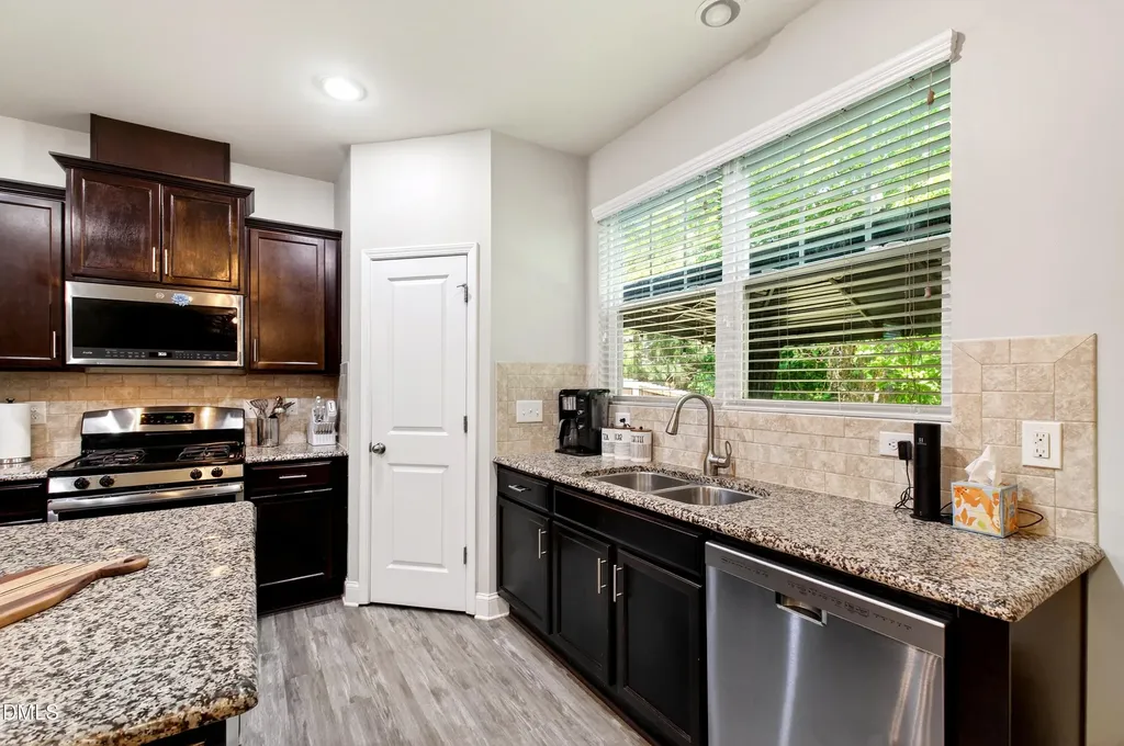 113 Lyonshall Street Fuquay Varina NC 27526