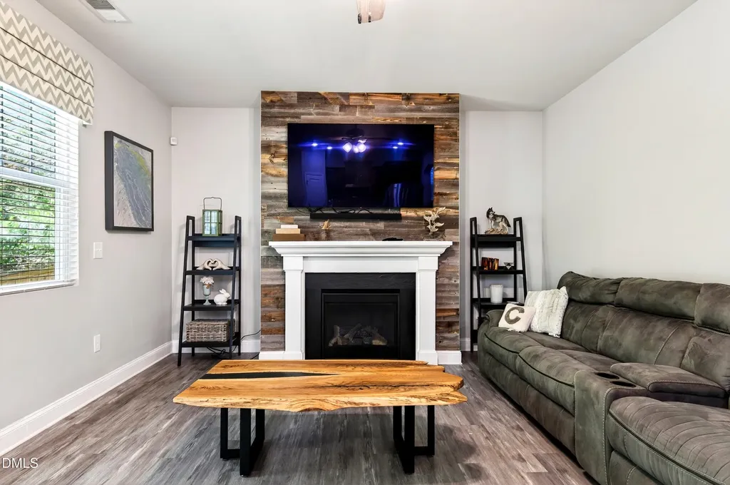 113 Lyonshall Street Fuquay Varina NC 27526