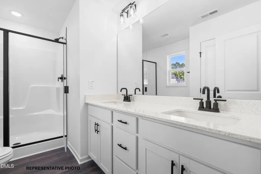 28 W Coulter Court Selma NC 27576
