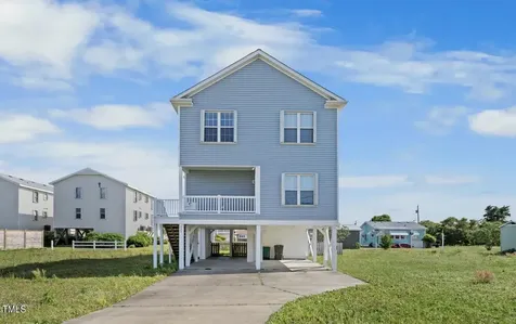 111 Hanby Avenue Carolina Beach NC 28428