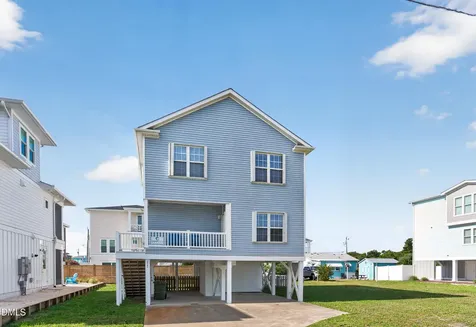 111 Hanby Avenue Carolina Beach NC 28428