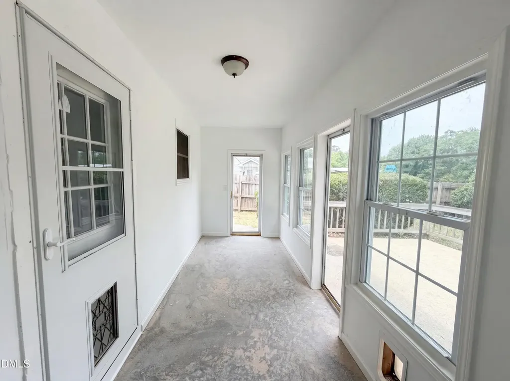 617 Country Lane Holly Springs NC 27540