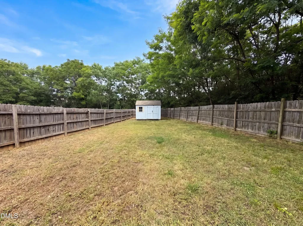 617 Country Lane Holly Springs NC 27540