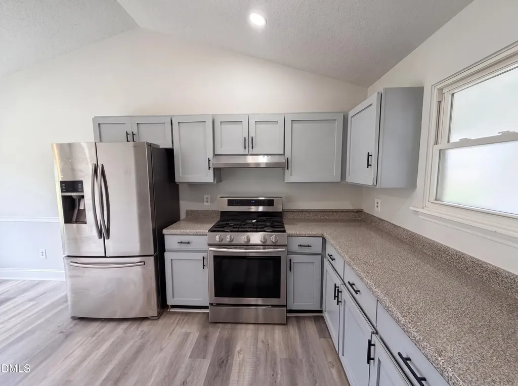 617 Country Lane Holly Springs NC 27540
