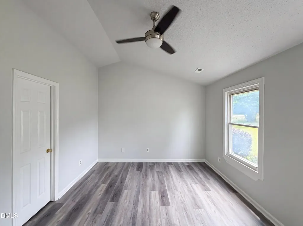 617 Country Lane Holly Springs NC 27540