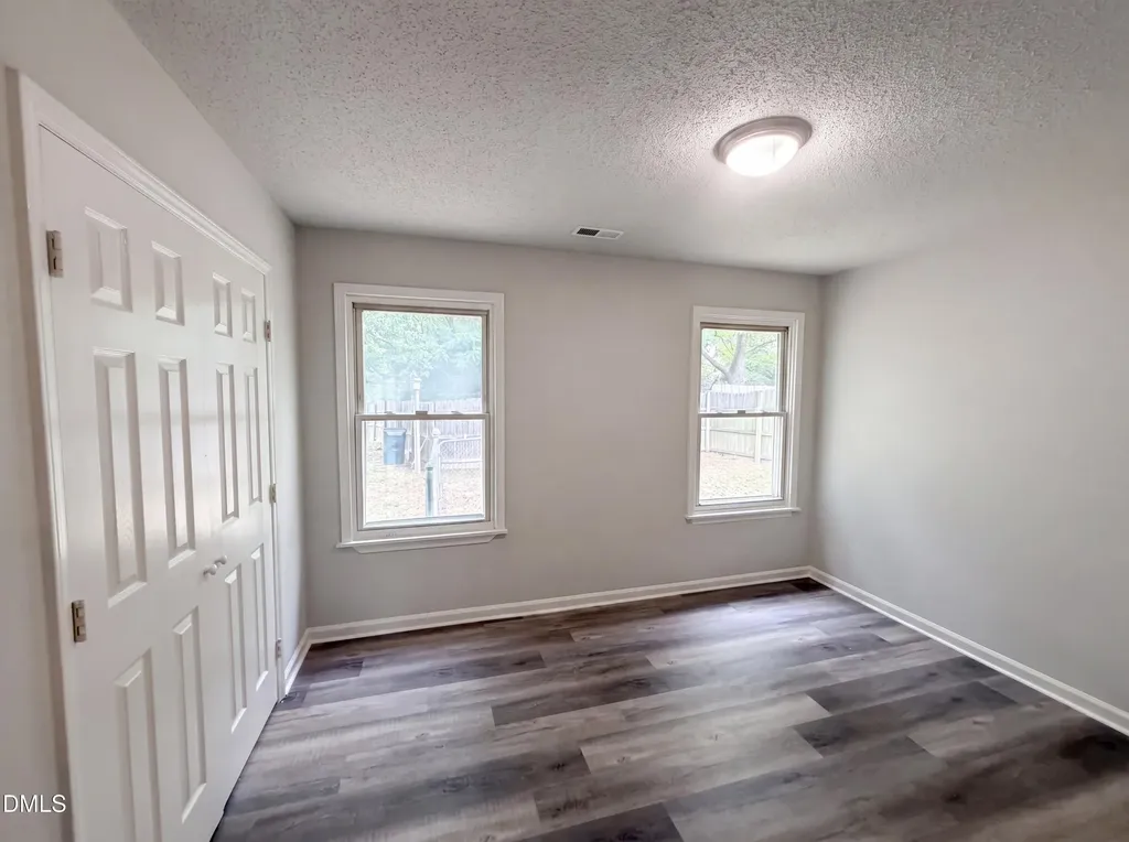 617 Country Lane Holly Springs NC 27540