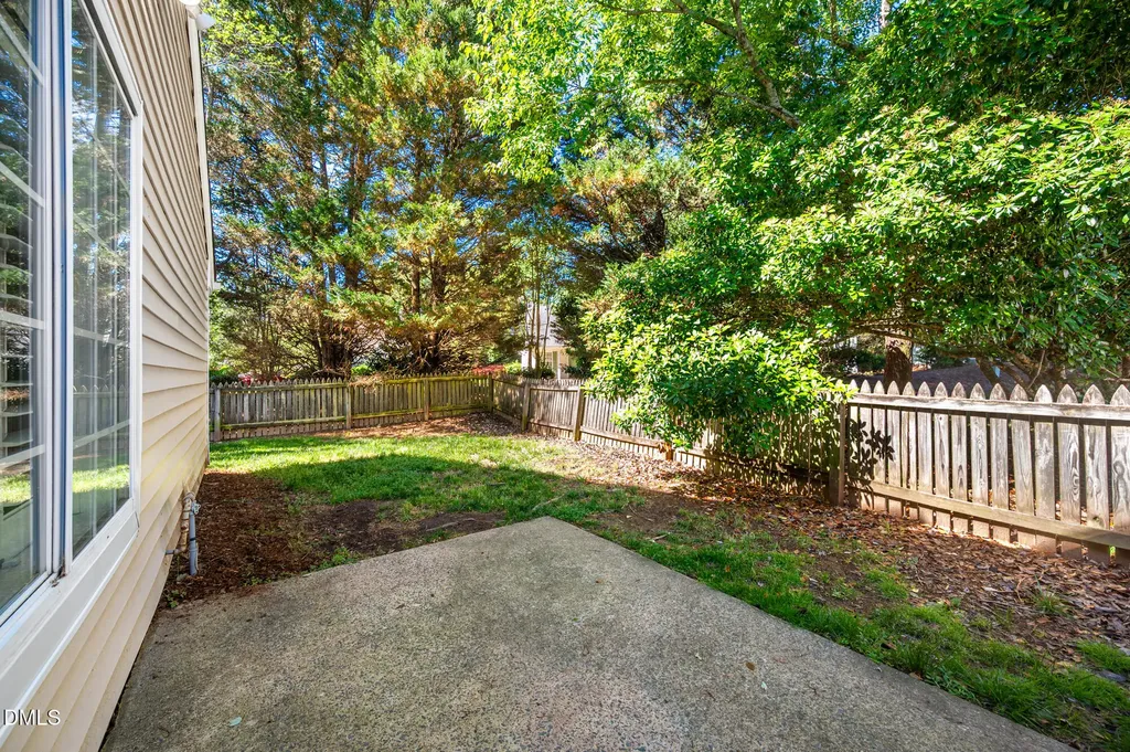 104 Duchess Lane Chapel Hill NC 27517
