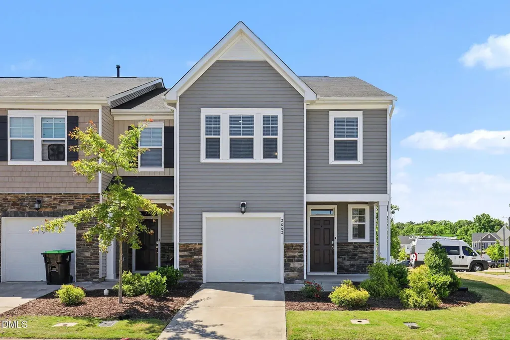 2002 Strickland Oak Way Durham NC 27703