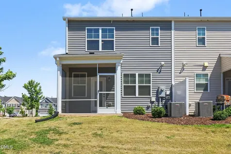 2002 Strickland Oak Way Durham NC 27703