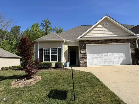 1123 Lake Michael Way Mebane NC 27302
