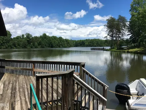 1123 Lake Michael Way Mebane NC 27302
