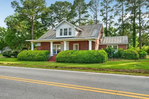 207 W 3rd Street Princeton NC 27569