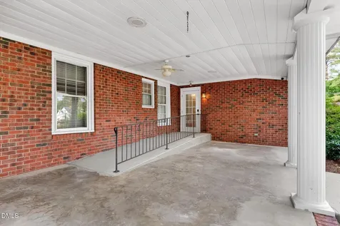 207 W 3rd Street Princeton NC 27569