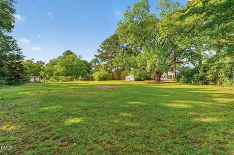 207 W 3rd Street Princeton NC 27569