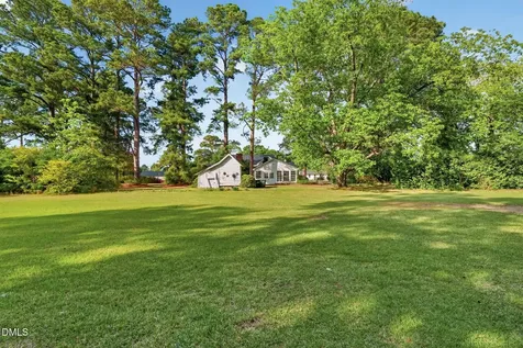 207 W 3rd Street Princeton NC 27569