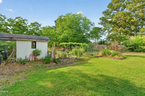 207 W 3rd Street Princeton NC 27569
