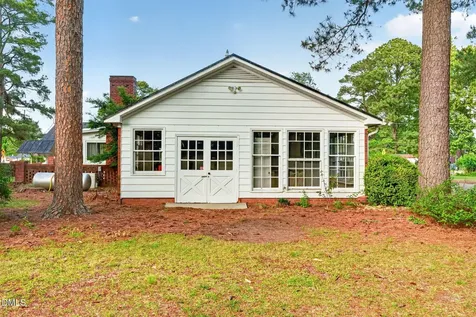 207 W 3rd Street Princeton NC 27569
