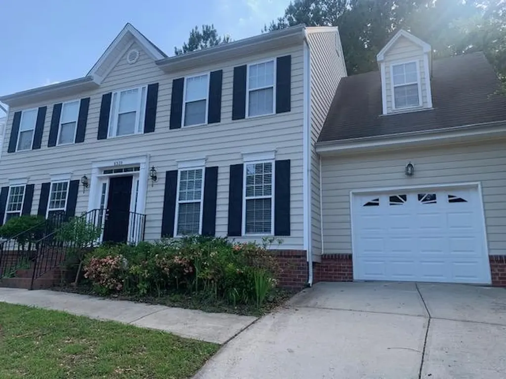 8320 Hobhouse Circle Raleigh NC 27615