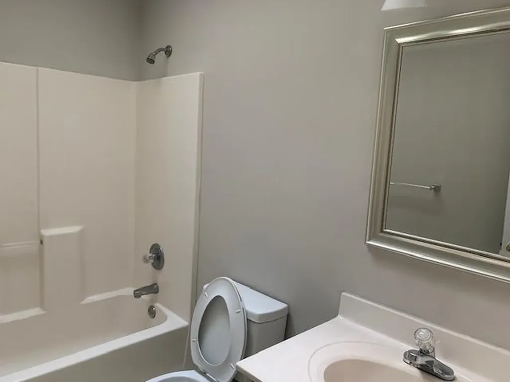 8320 Hobhouse Circle Raleigh NC 27615