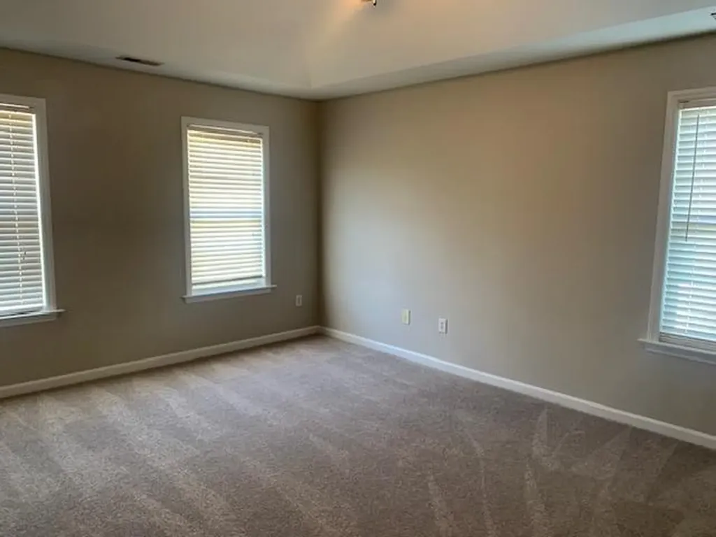 8320 Hobhouse Circle Raleigh NC 27615