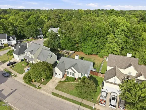 2912 Sedgefield Pines Lane Raleigh NC 27604