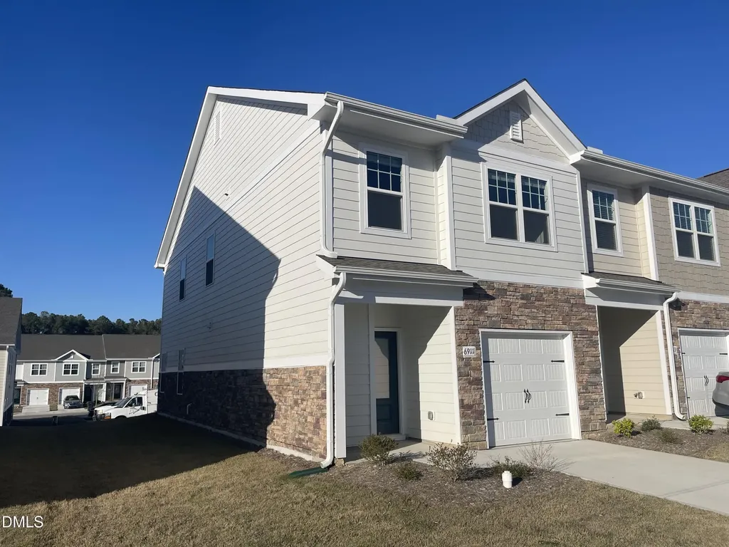 6911 Outfall Point Lane Raleigh NC 27616