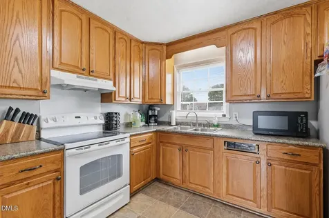 3366 Vardaman Avenue Hope Mills NC 28348