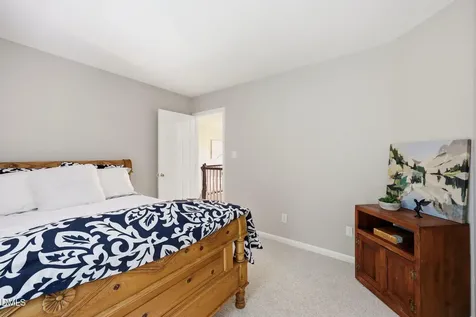 211 Stablegate Drive Cary NC 27513