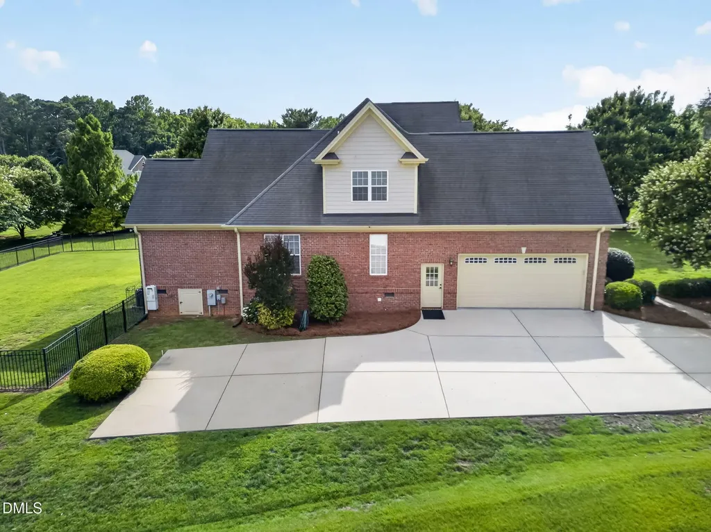 5717 Buteo Court Fuquay Varina NC 27526