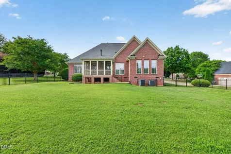 5717 Buteo Court Fuquay Varina NC 27526