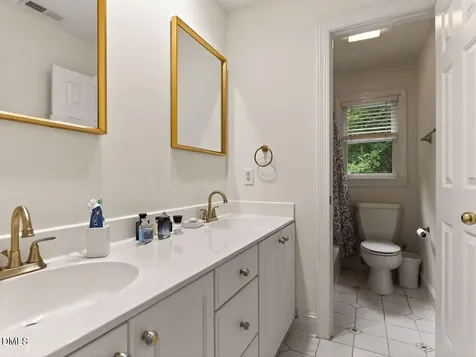 304 Rhododendron Drive Chapel Hill NC 27517