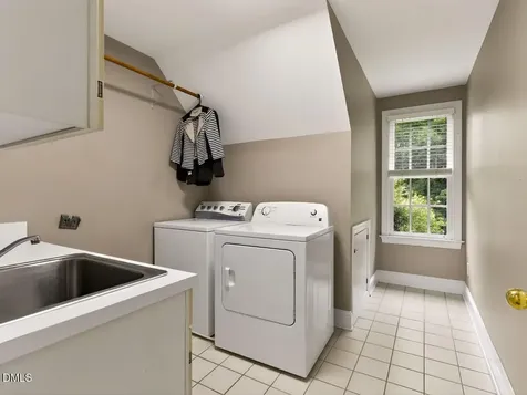 304 Rhododendron Drive Chapel Hill NC 27517