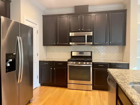 718 Mcrae Road Cary NC 27519