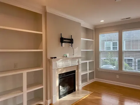 718 Mcrae Road Cary NC 27519