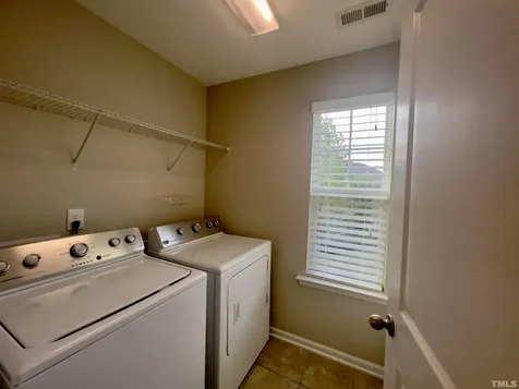718 Mcrae Road Cary NC 27519